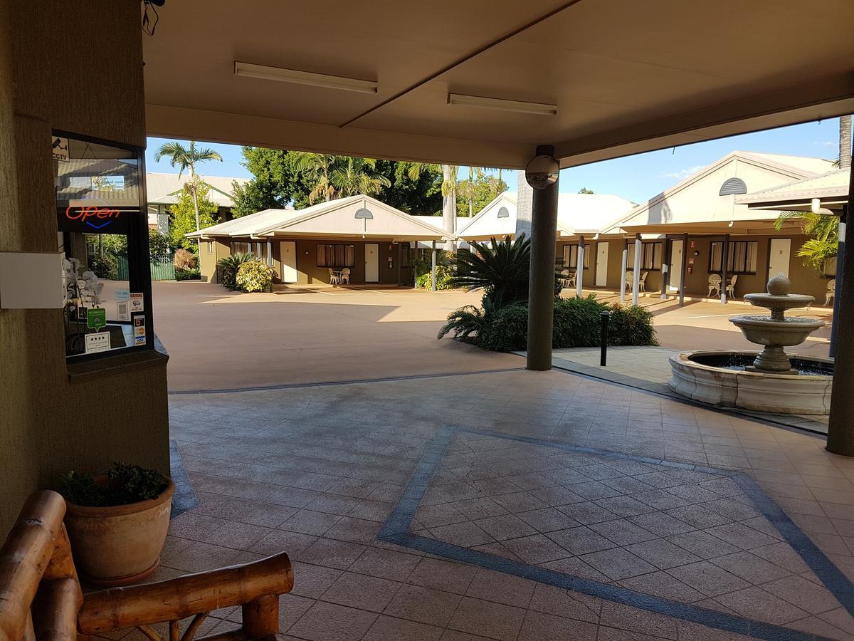 罗克汉普顿棕榈汽车旅馆 洛坎普顿 外观 照片